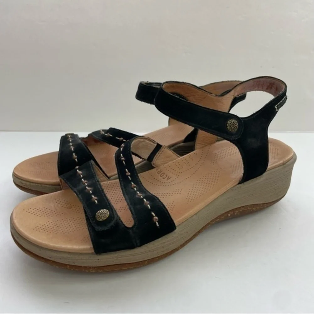 Acorn Black Vista Leather Beaded Wedge‎ Sandals